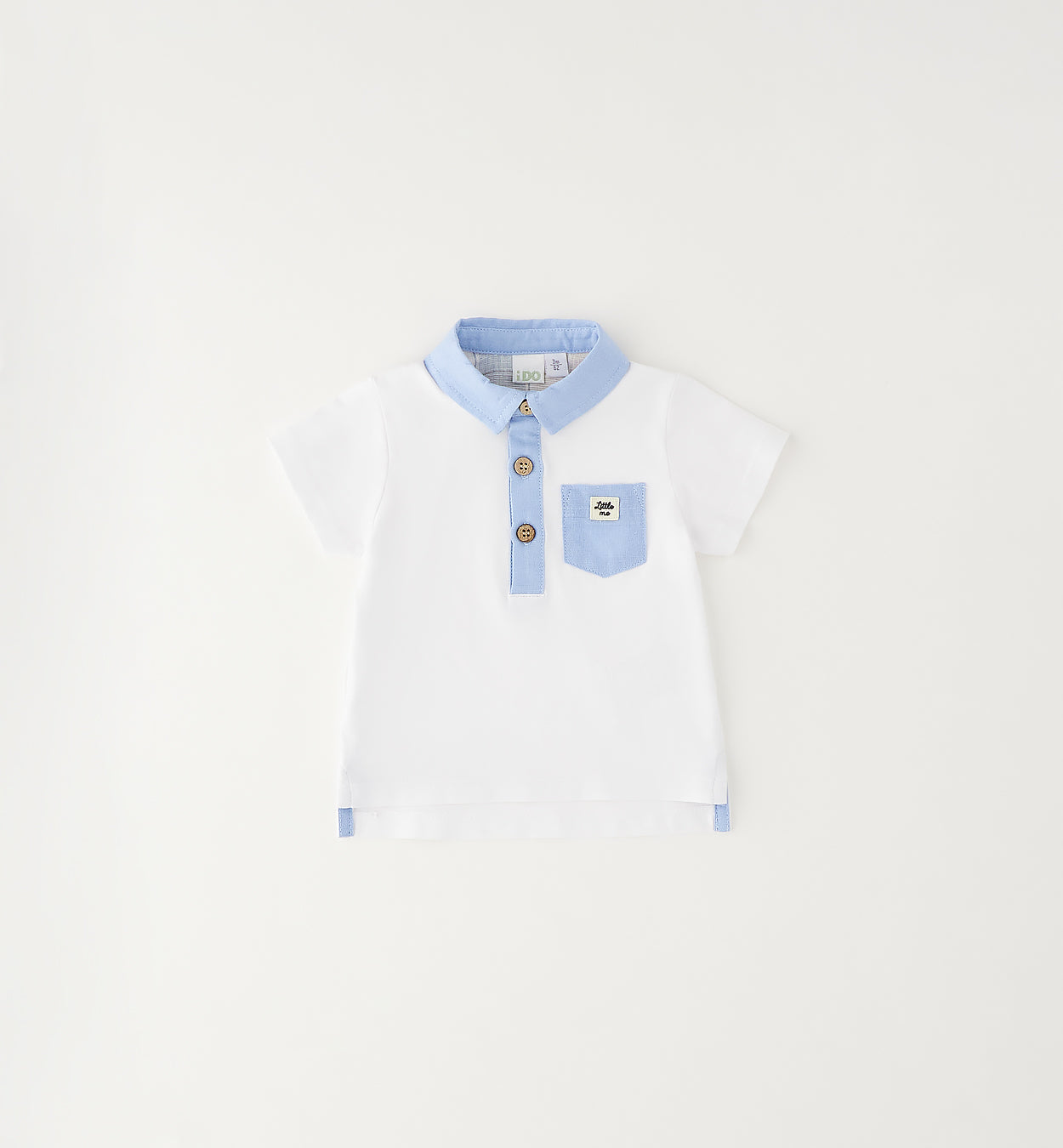 dettaglio polo neonato con colletto azzurro