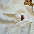 Uscita clinica neonata in pura lana color latte con completo, copertina, cappellino e scarpine