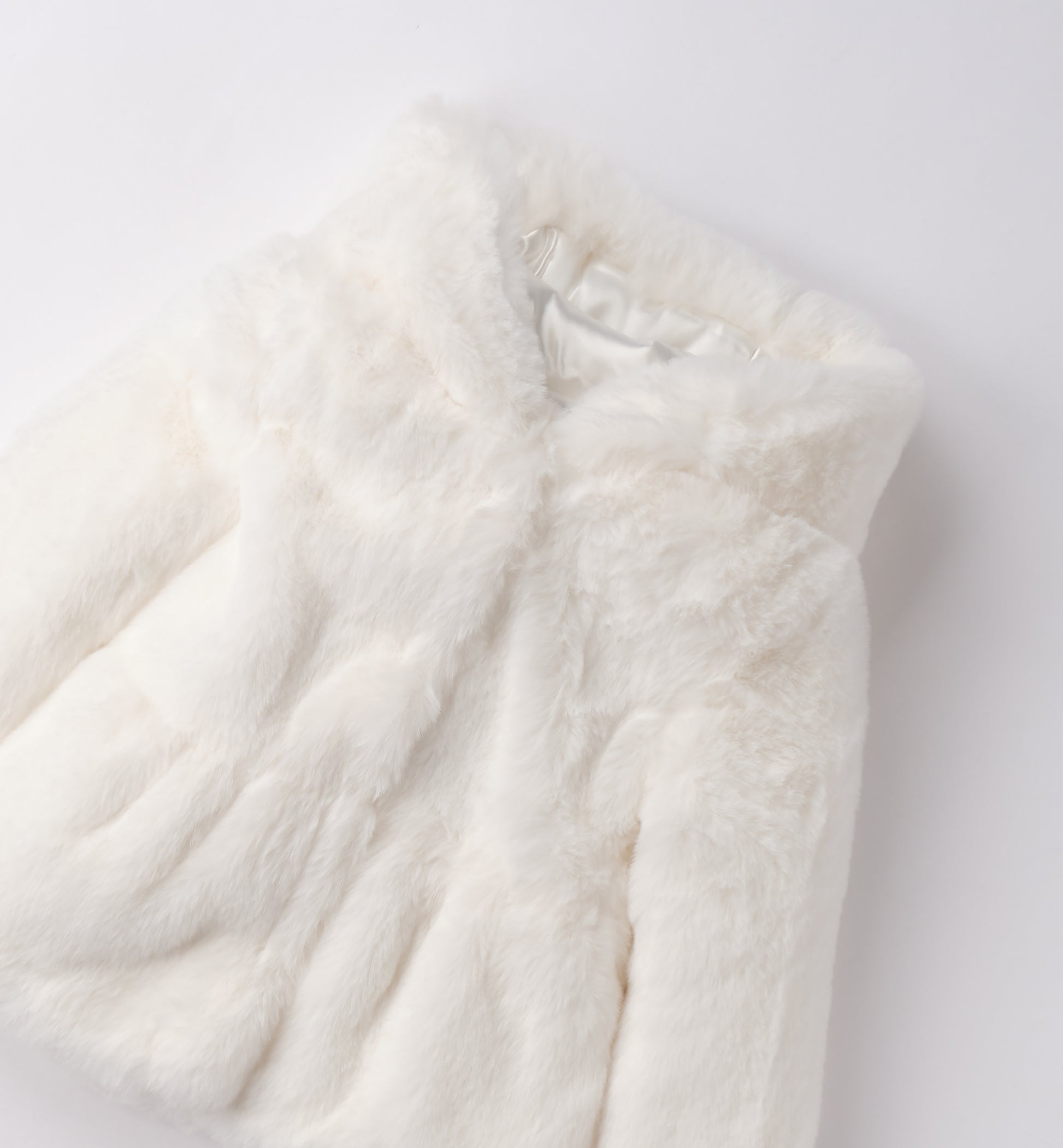 Cappotto bambina in eco pelliccia panna - Main Image