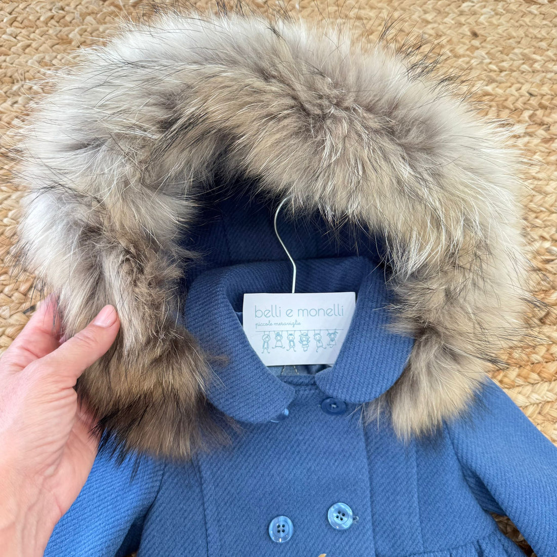 cappotto bimba blu con cappuccio removibile e pelliccia