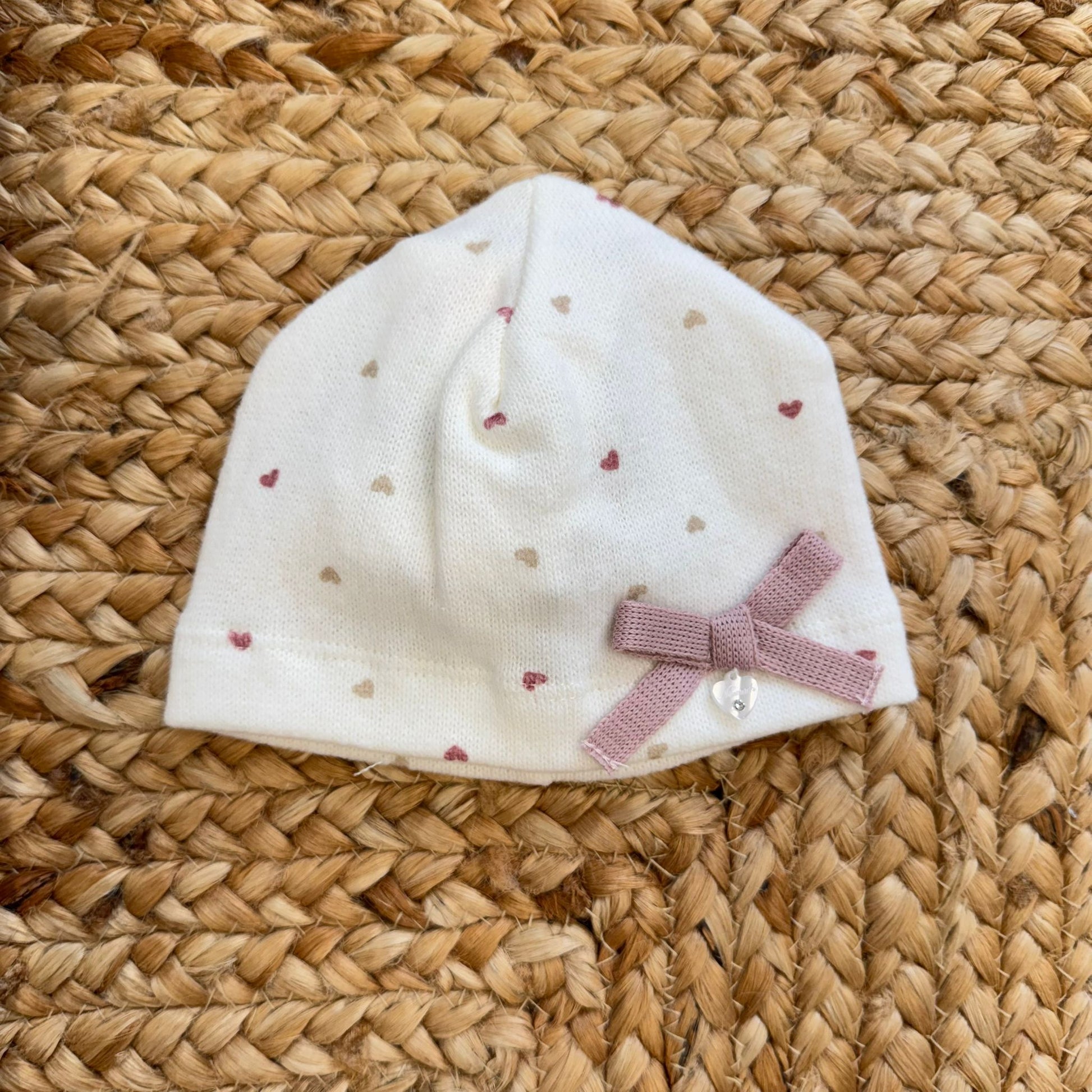 dettaglio sacco sfoderabile cuori neonata