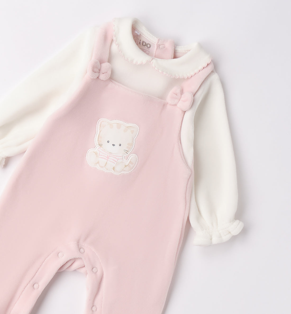 tutina ciniglia neonata rosa con gattino davanti