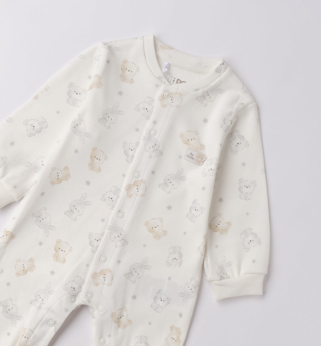 dettaglio tutina neonato panna baby shower