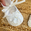 dettaglio scarpe cerimonia bimba con fiore