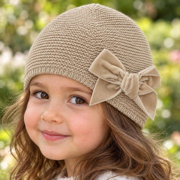 Cappello bambina beige Condor con fiocco in velluto