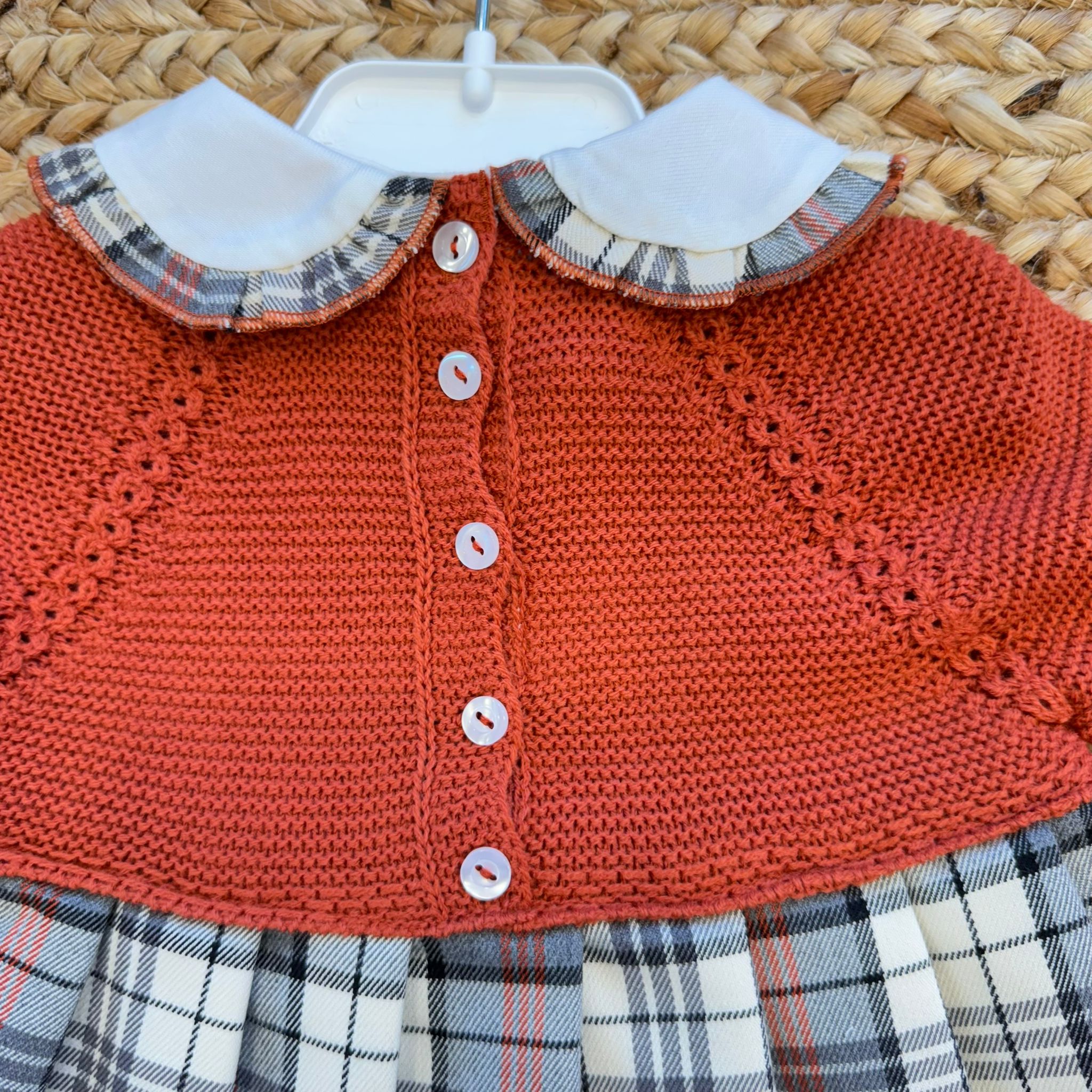 Vestito scozzese con corpetto ruggine