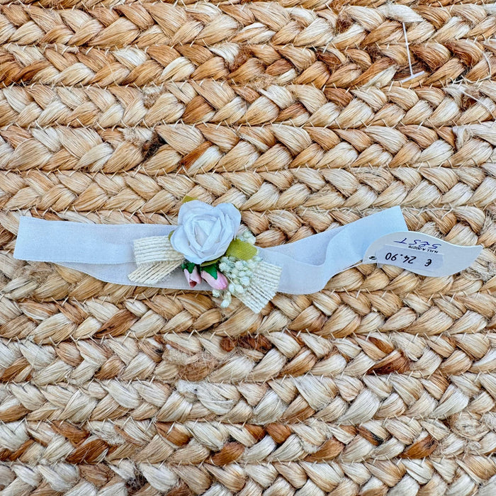 Fascia battesimo bimba bianca con fiore decorativo elegante