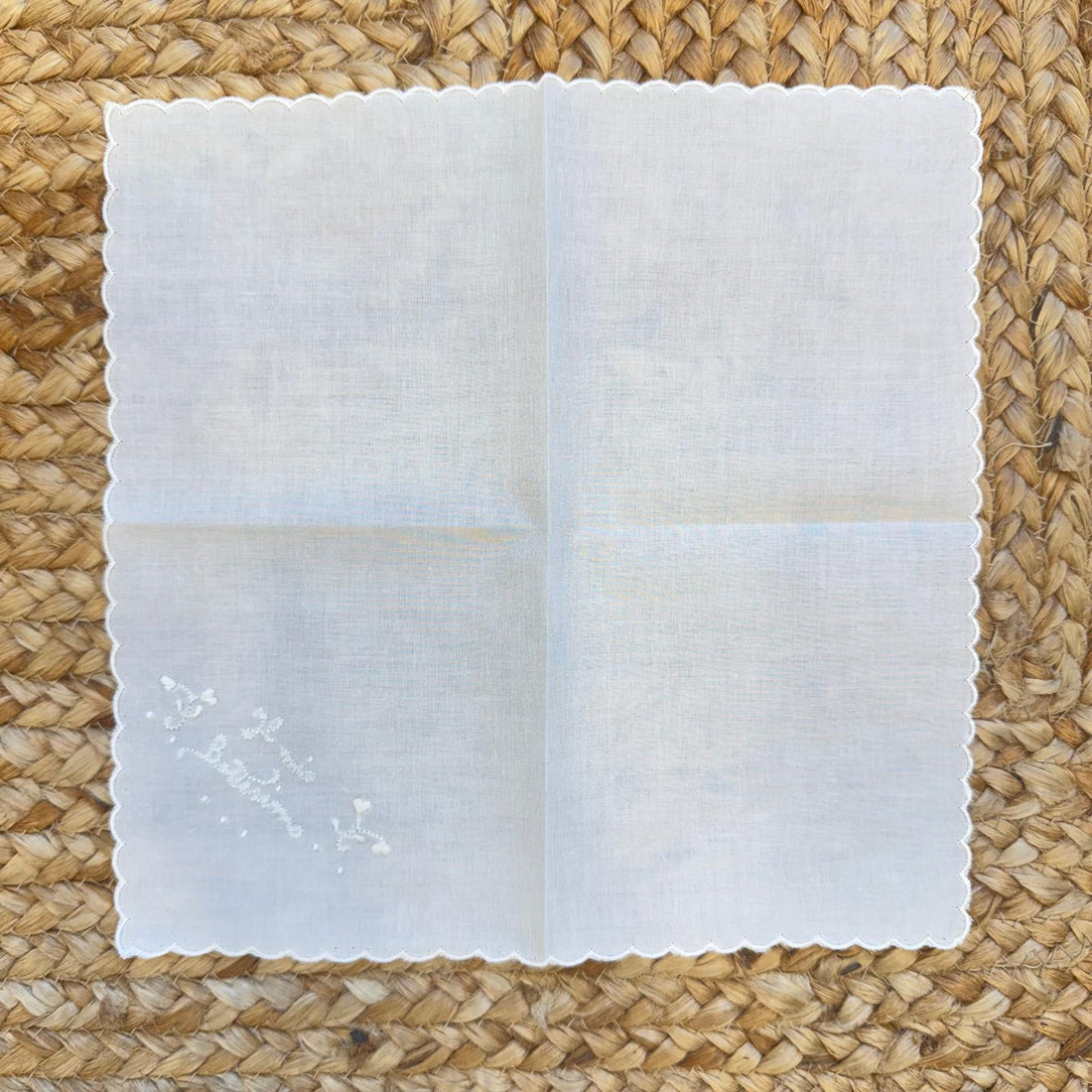 fazzoletto battesimo in battista di cotone bianco con orlo smerlato