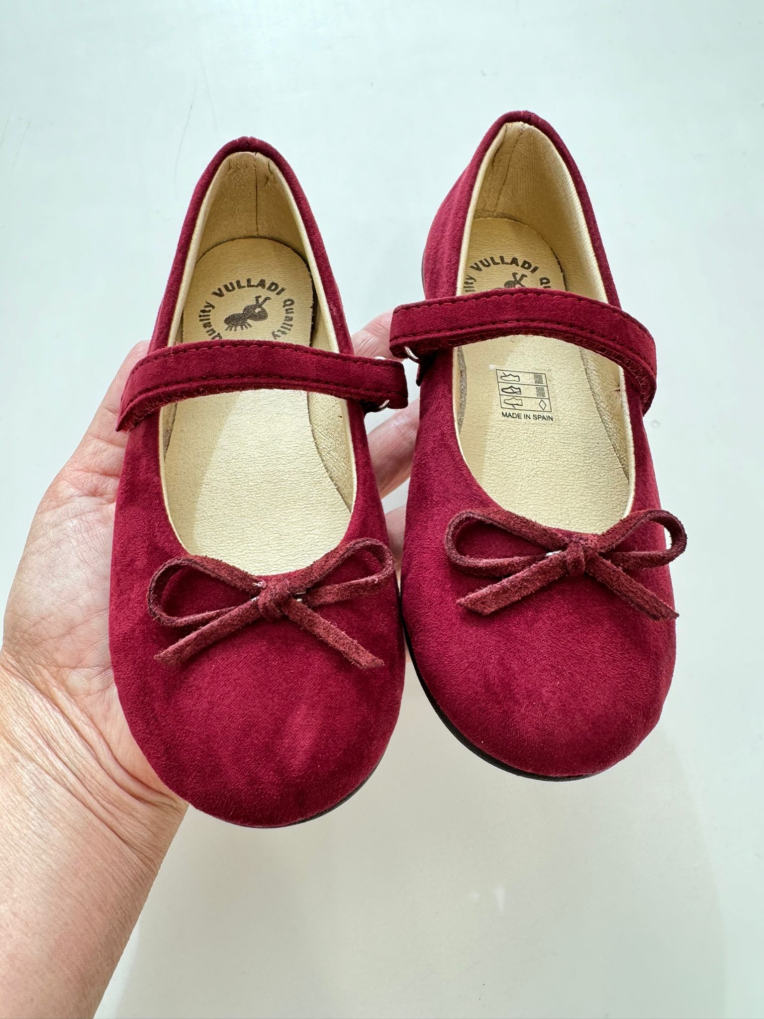 Ballerine in velluto bordeaux con fiocchetto