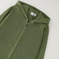Felpa verde bimbo con cappuccio e zip frontale in lavorazione a maglia