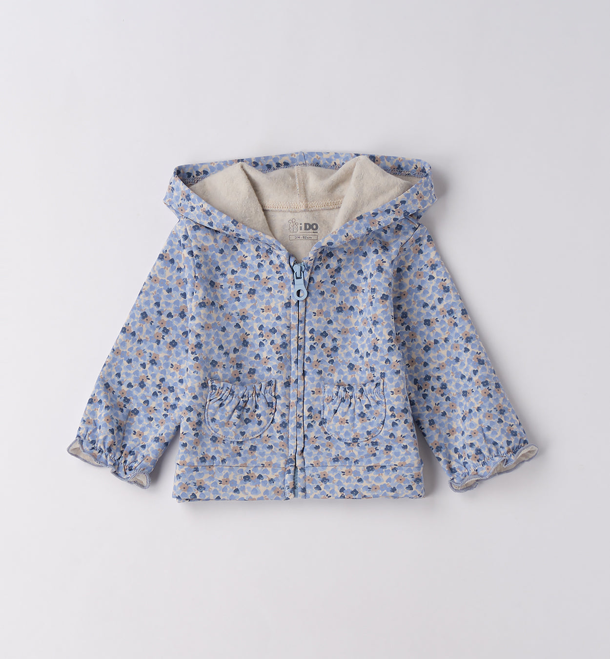 Completo neonata azzurra tre pezzi con cuori – Belli e Monelli