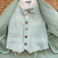dettaglio gilet rigato con fodera interna in cotone