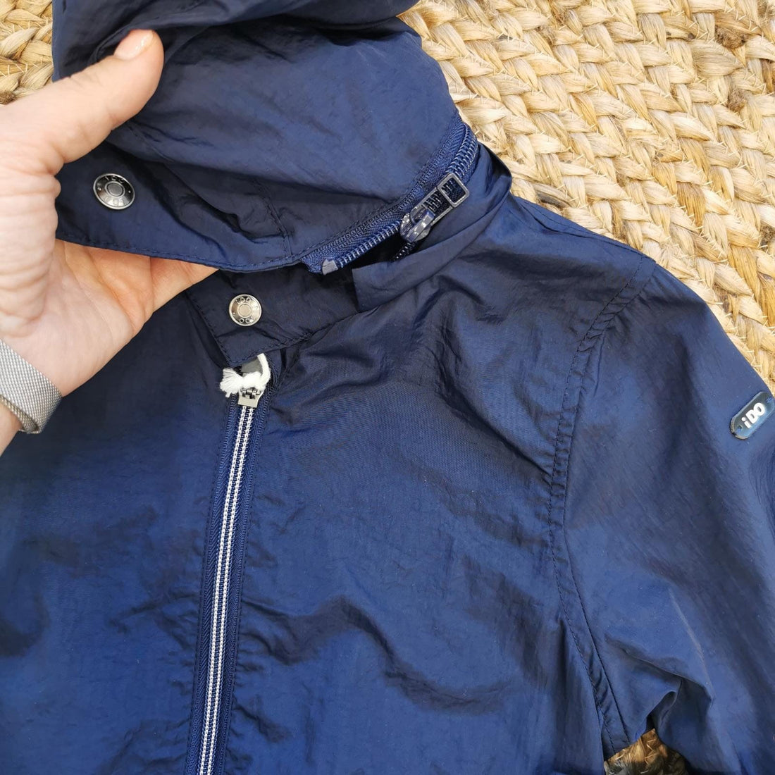 Giubbotto blu navy da bambino con zip e cappuccio staccabile