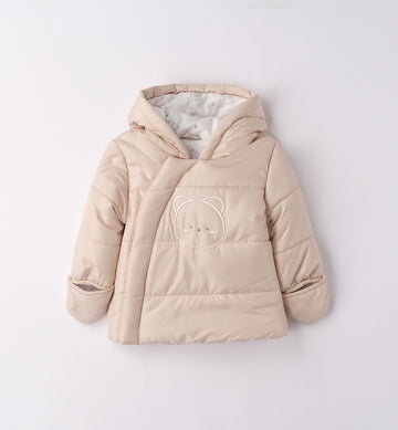 giubbotto imbottito beige fronte con cappuccio e ricamo orsetto