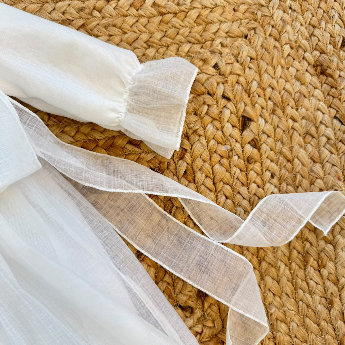 Abito battesimo bimba lungo bianco avorio con smock
