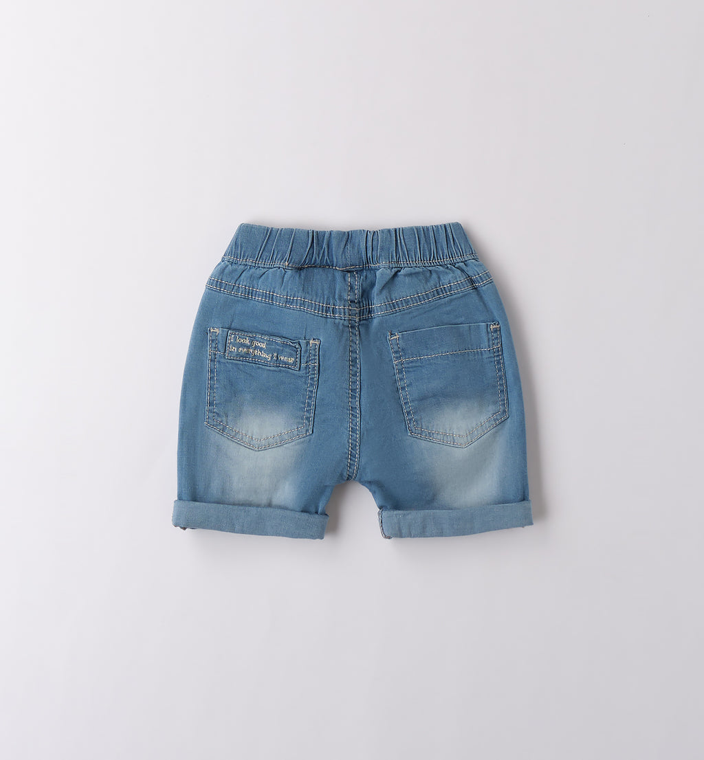  T-shirt con stampa animali e pantaloncini jeans per bambino, abbigliamento estivo casual.