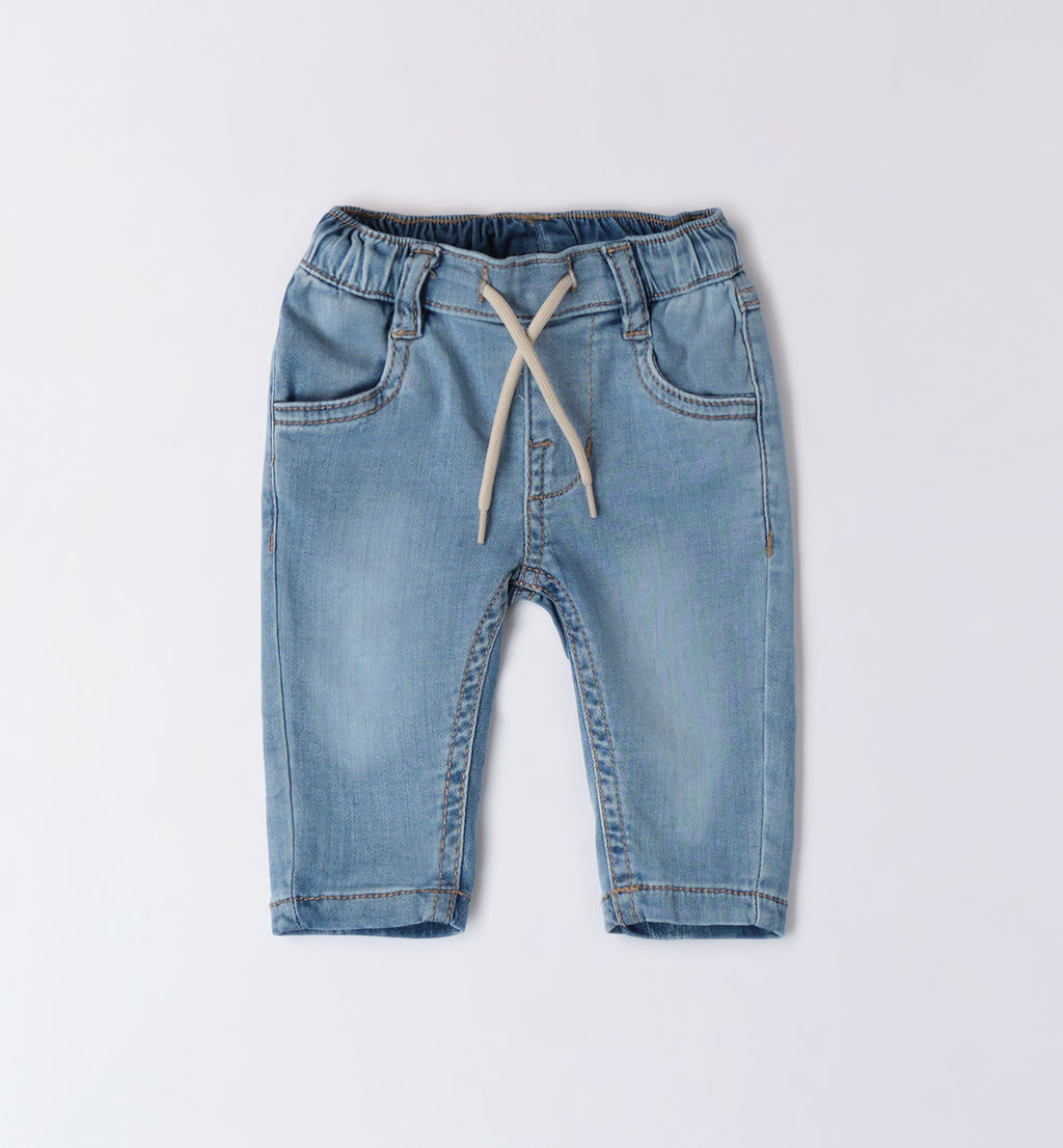 Maglioncino di cotone, jeans morbido e camicia in lino azzurra per bambino, abbigliamento casual elegante