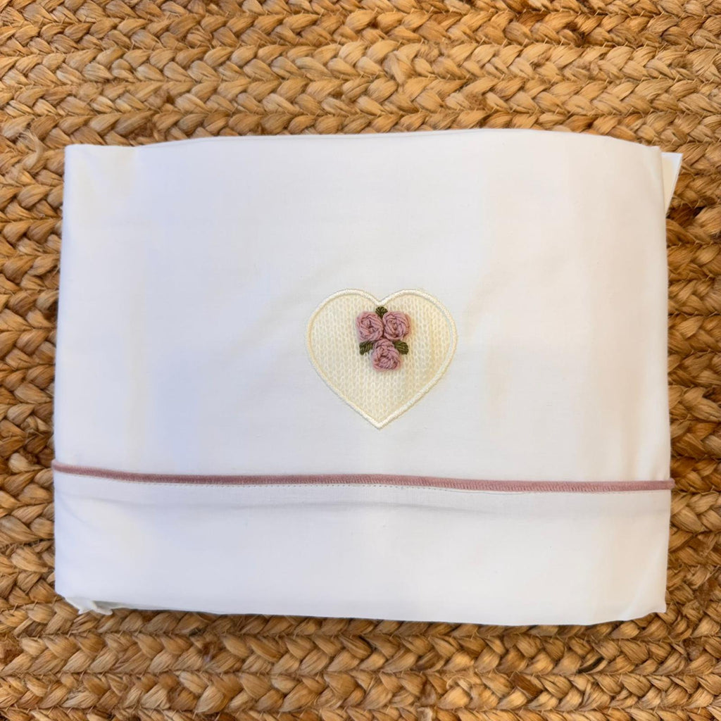 lenzuolino neonato panna con cuore ricamato rosa cipria