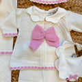 Uscita clinica neonata panna e rosa con maxi fiocchi, copertina, completo e accessori coordinati