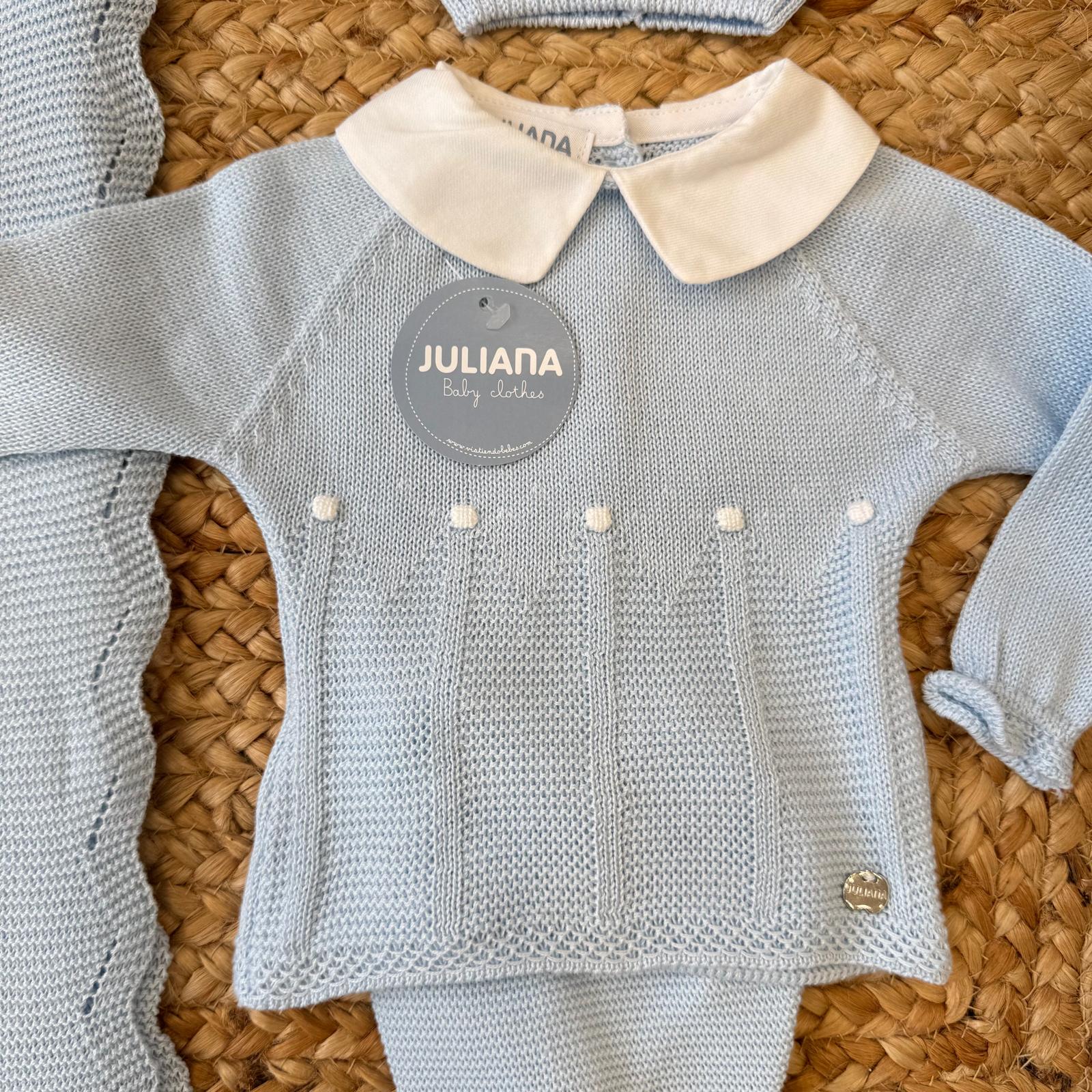 maglia neonato azzurra con colletto panna e applicazioni frontali