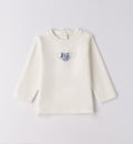 maglia panna neonato con ricamo cuore azzurro