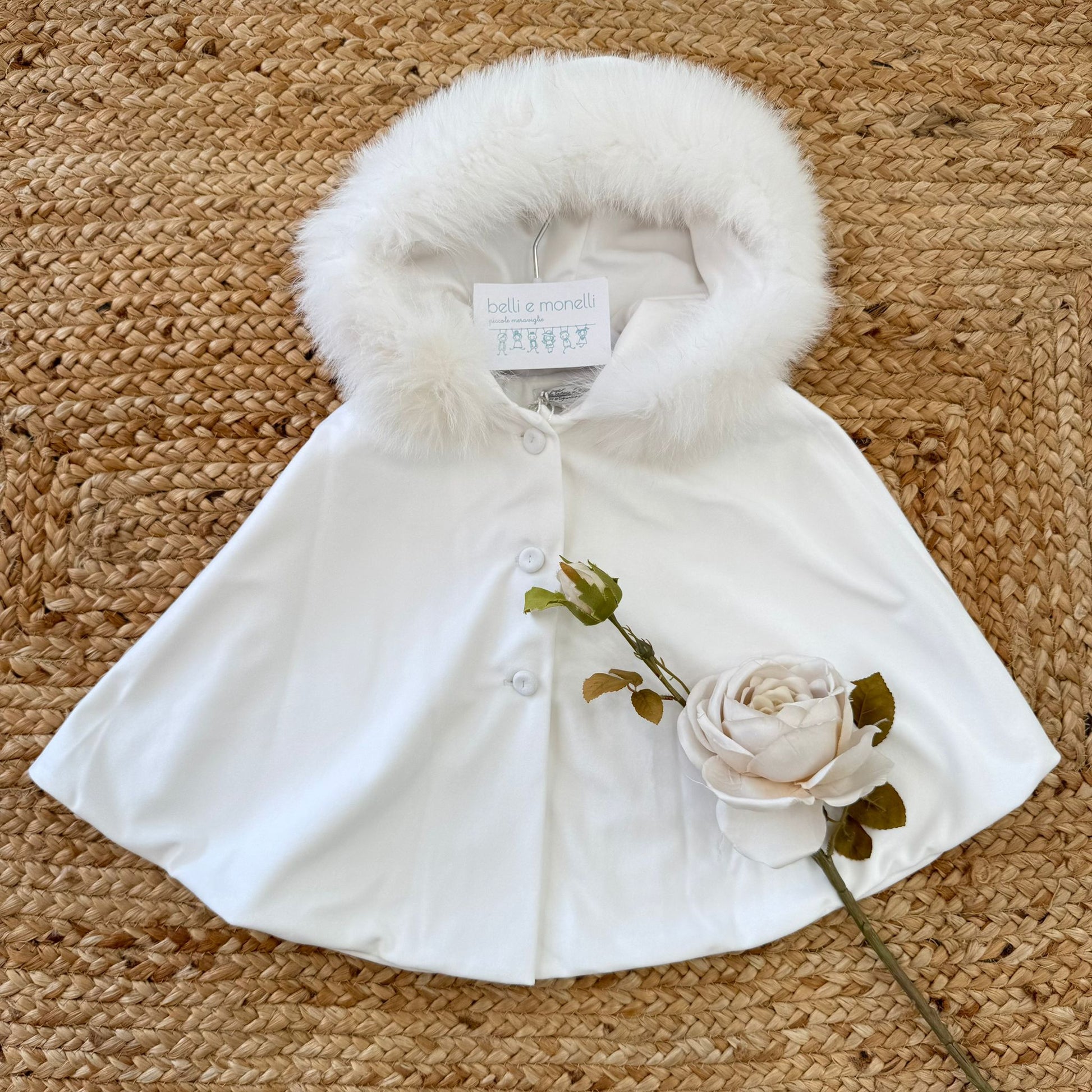 mantellina battesimo bimba in velluto panna con cappuccio non removibile