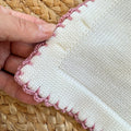 Uscita clinica neonata in pura lana latte e rosa con completo, copertina, cappellino e scarpine