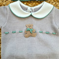 Uscita clinica neonato in pura lana grigio e verde con orsetto completa di copertina cappellino e scarpine