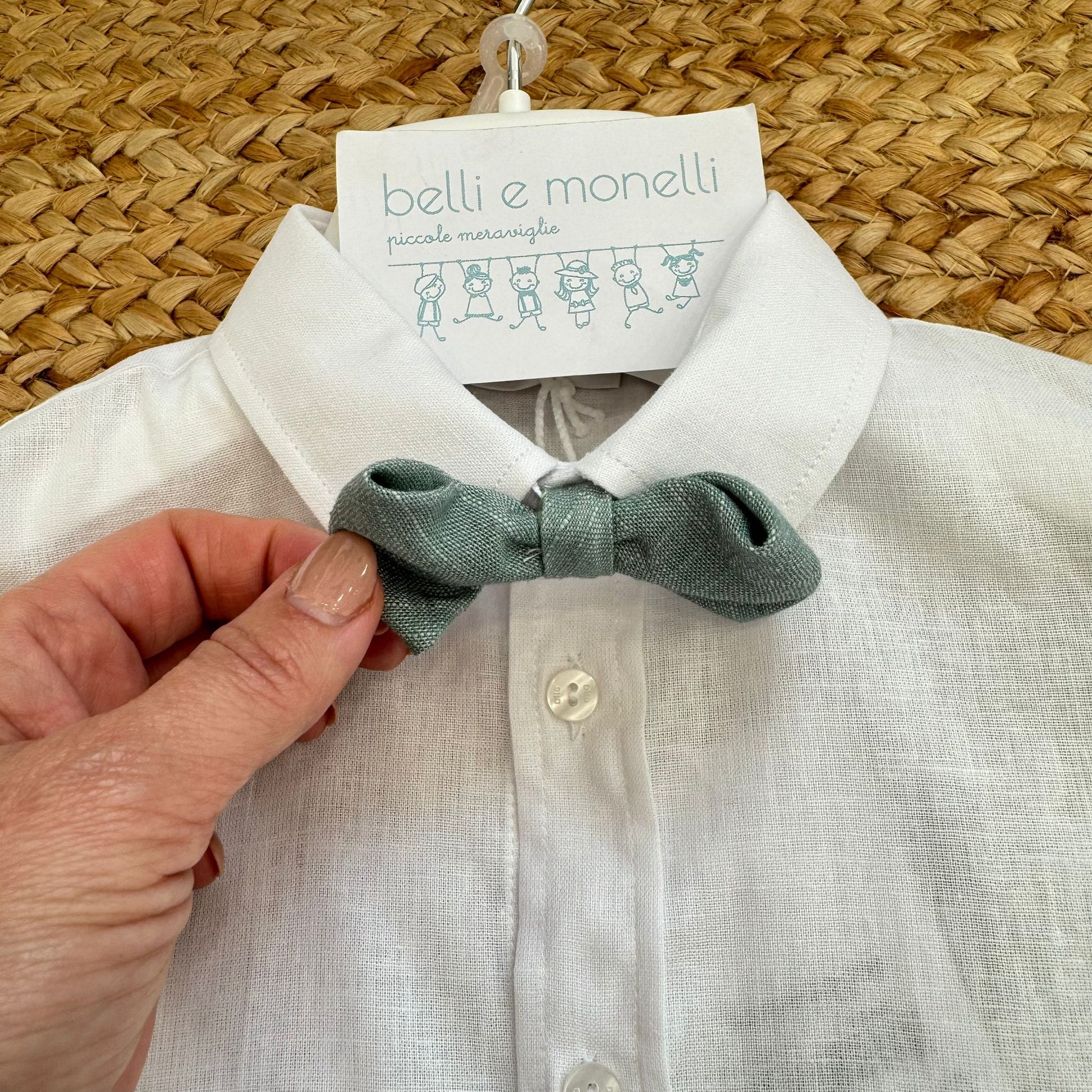 outfit elegante bambino camicia bianca lino cotone
