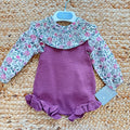 Pagliaccetto bimba vinaccio in maglia con camicia floreale e colletto a volant