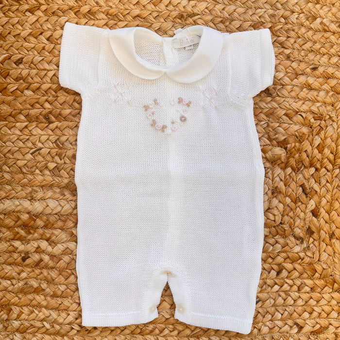 Pagliaccetto neonata in Filo di Scozia con cuore floreale ricamato