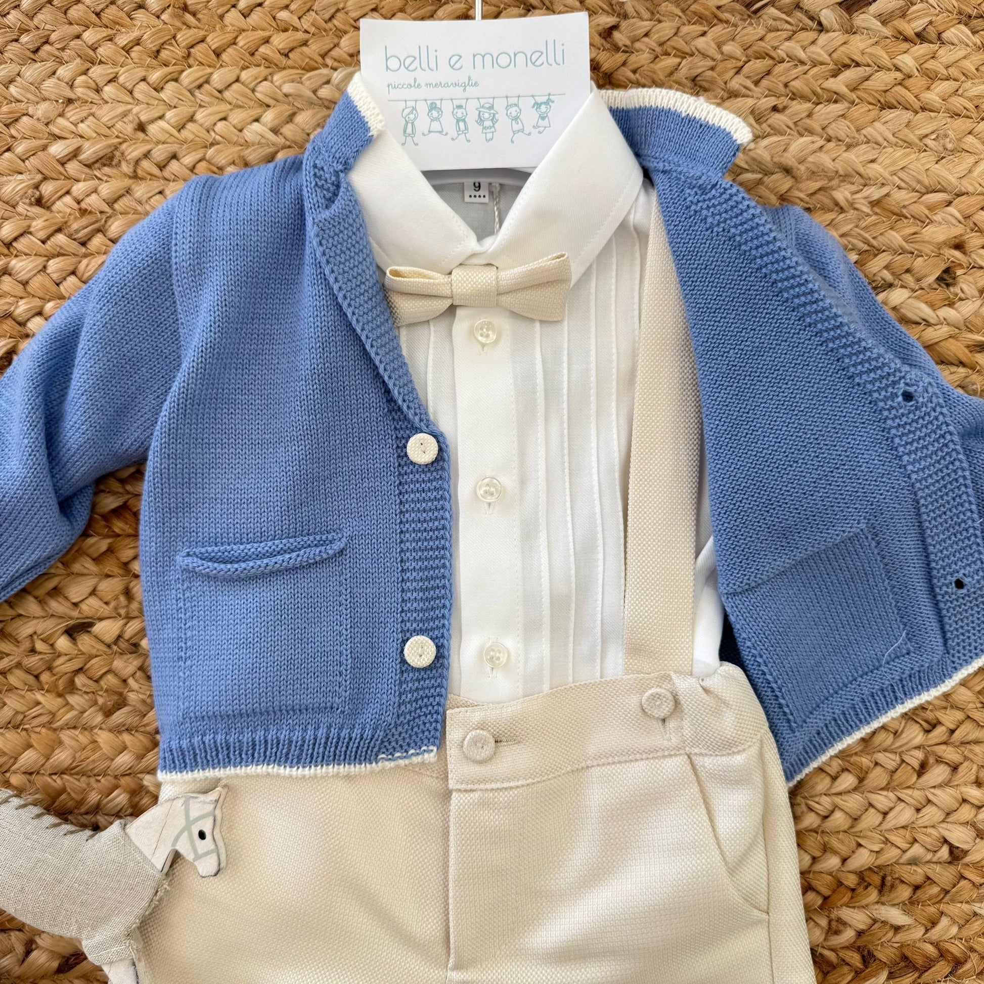 pantaloncini panna con bretelle coordinate