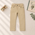 Pantalone bimbo beige cinque tasche con bottone e passanti in vita vista frontale