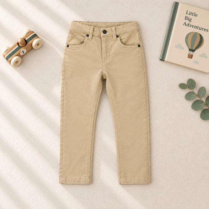 Pantalone bimbo beige cinque tasche con bottone e passanti in vita vista frontale