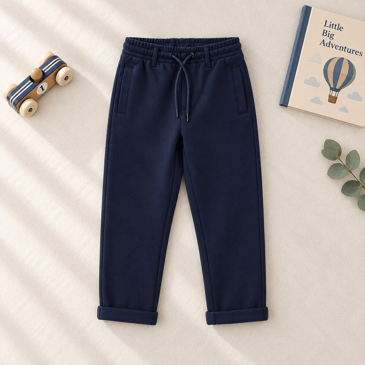 Pantalone bimbo blu navy in cotone con coulisse e tasche vista frontale