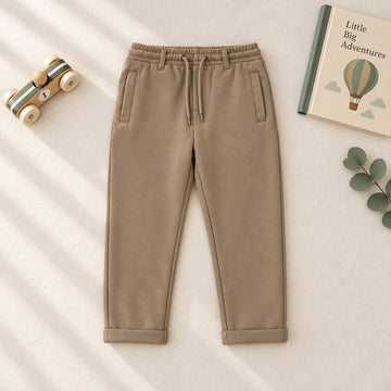 Pantalone bimbo marrone in cotone con vita elasticizzata coulisse e tasche