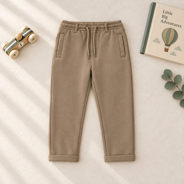 Pantalone bimbo marrone in cotone con vita elasticizzata coulisse e tasche