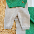 Completo nascita neonato in pura lana verde e panna con motivo automobile e pantalone beige