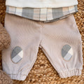 pantaloni neonato in ciniglia beige con toppe scozzesi