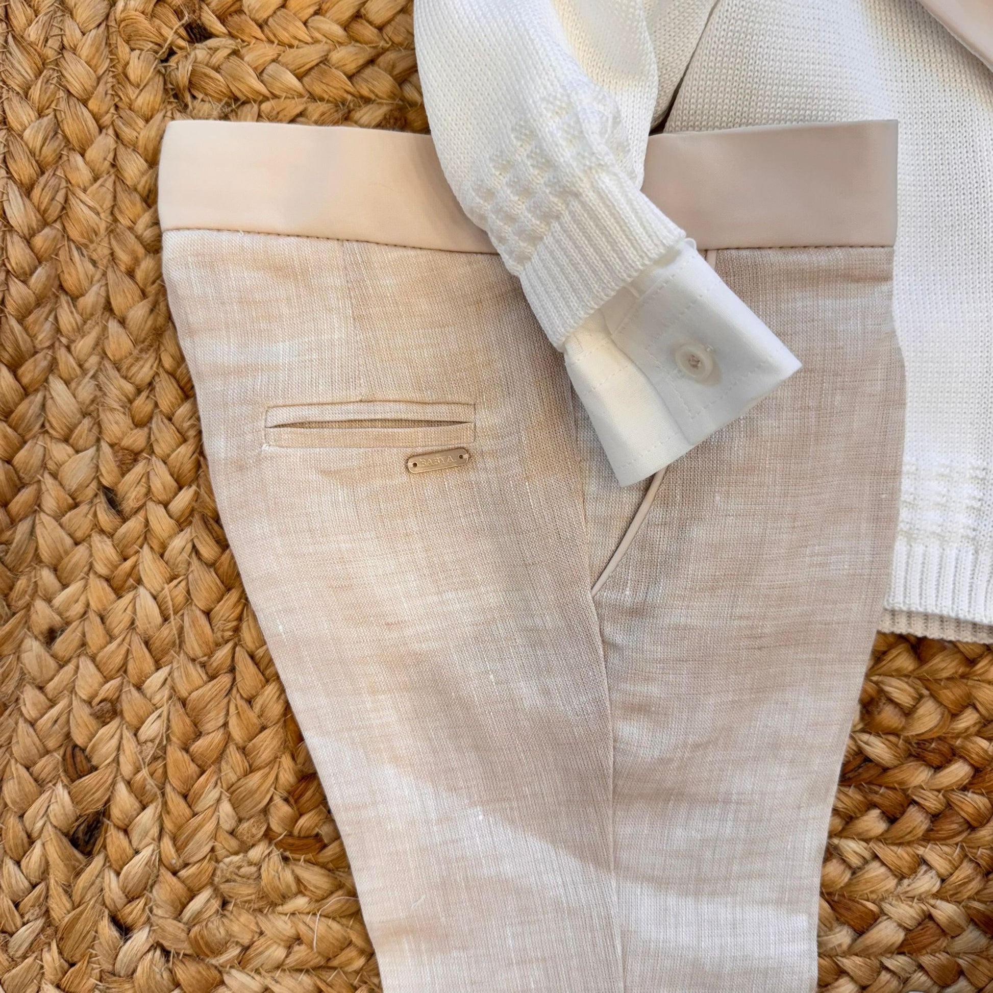 : pantaloni sartoriali lino beige per battesimo neonato