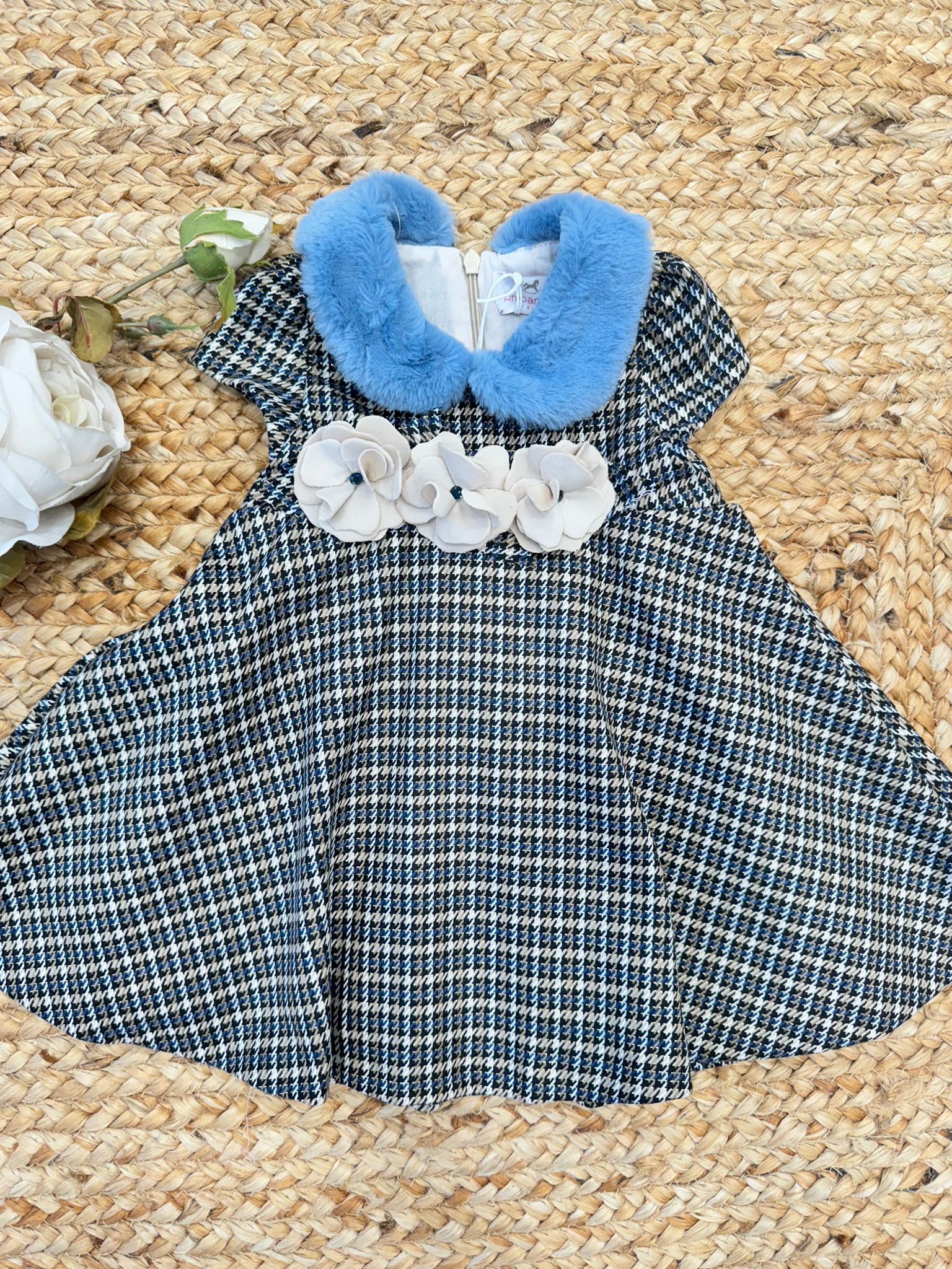 abito con fiorellini, abbigliamento bimba, moda bimbi, vestito per cerimonia, abito casual bimba, comfort e stile, Belli e Monelli,primo compleanno bimba,bimba