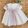 Abito battesimo bimba in tulle con maniche in pizzo e ricami floreali