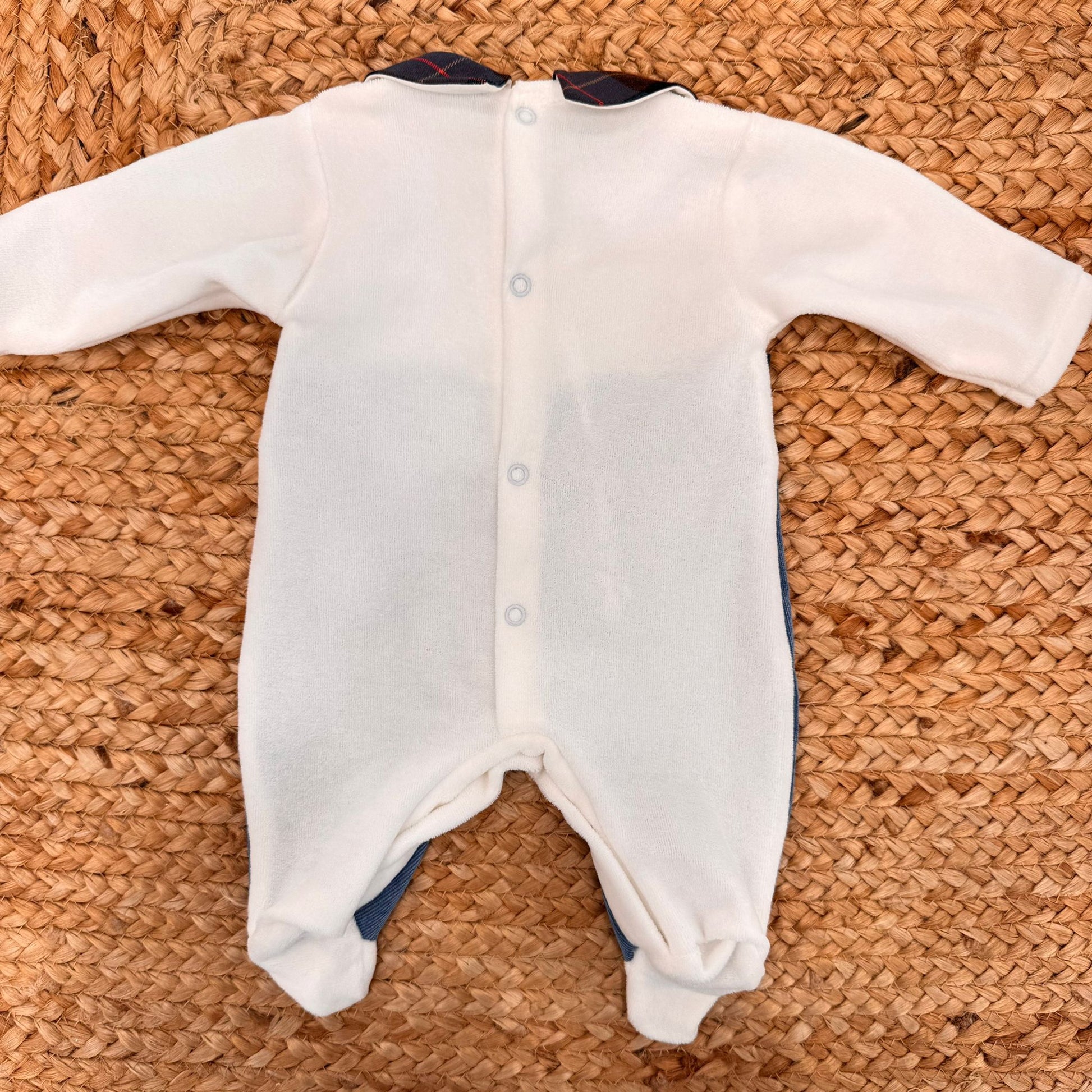 Retro tutina neonato in ciniglia bianca con chiusura a bottoncini