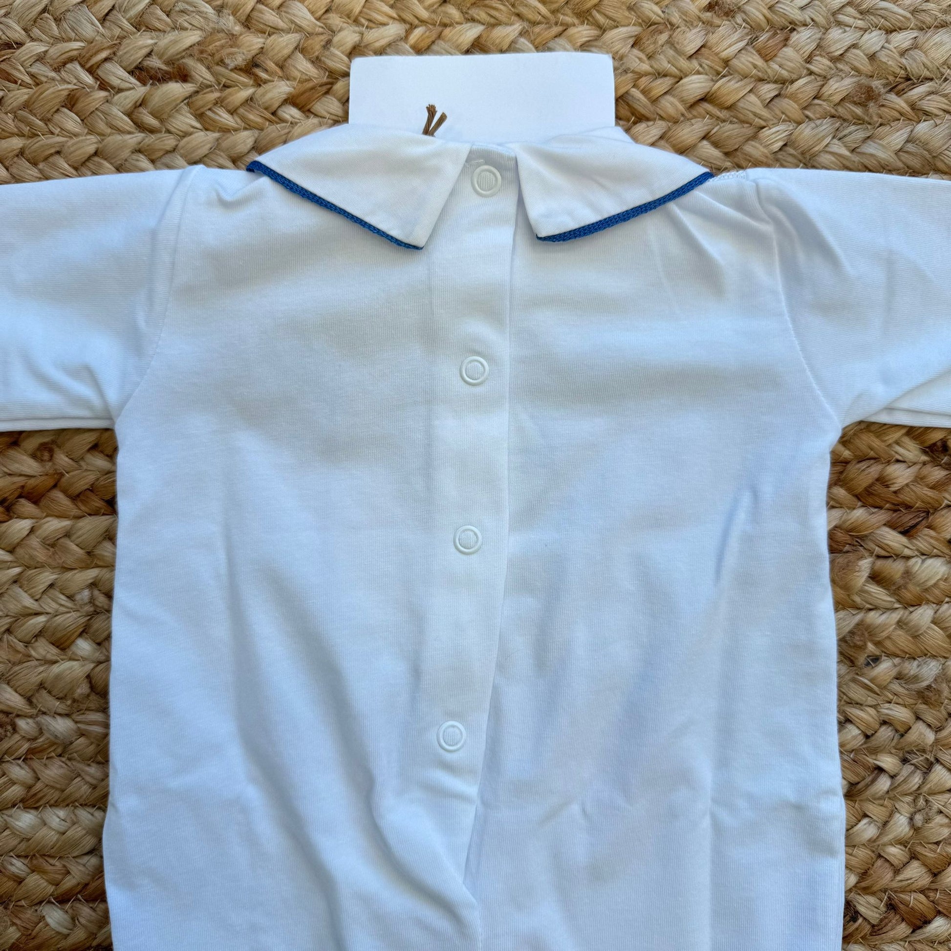 Dettaglio etichetta composizione cotone