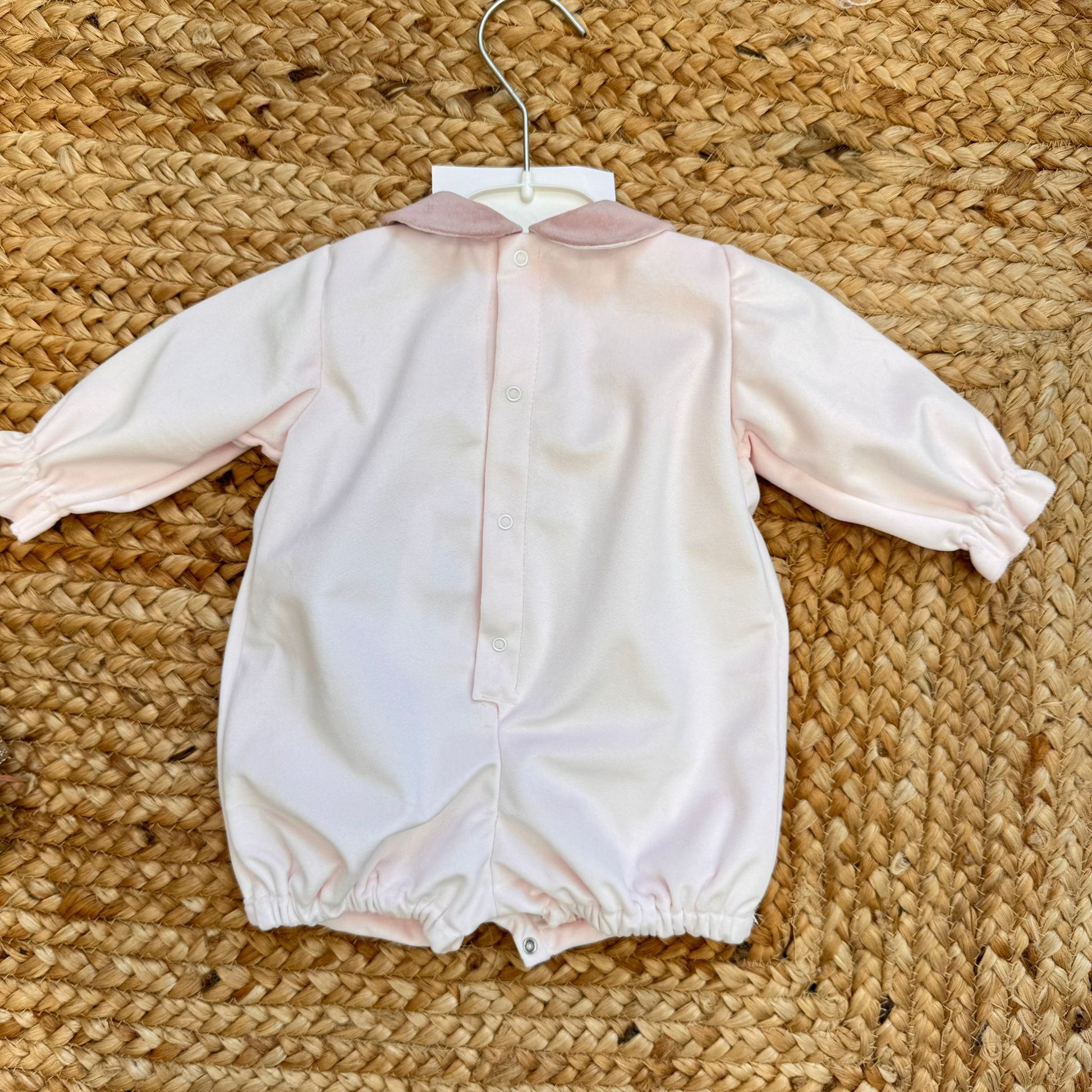 retro pagliaccetto neonata velluto rosa con bottoncini