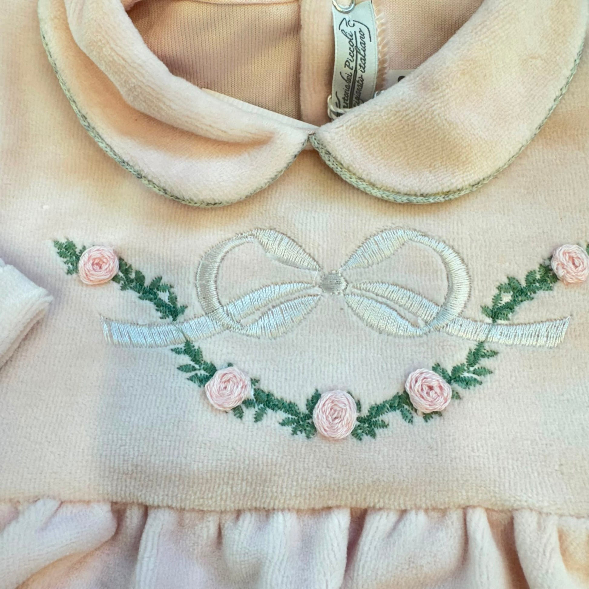 Uscita clinica neonata in ciniglia rosa con copertina, tutina e accessori coordinati