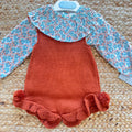 Salopette bimba ruggine Yoedu con camicia fantasia e volant