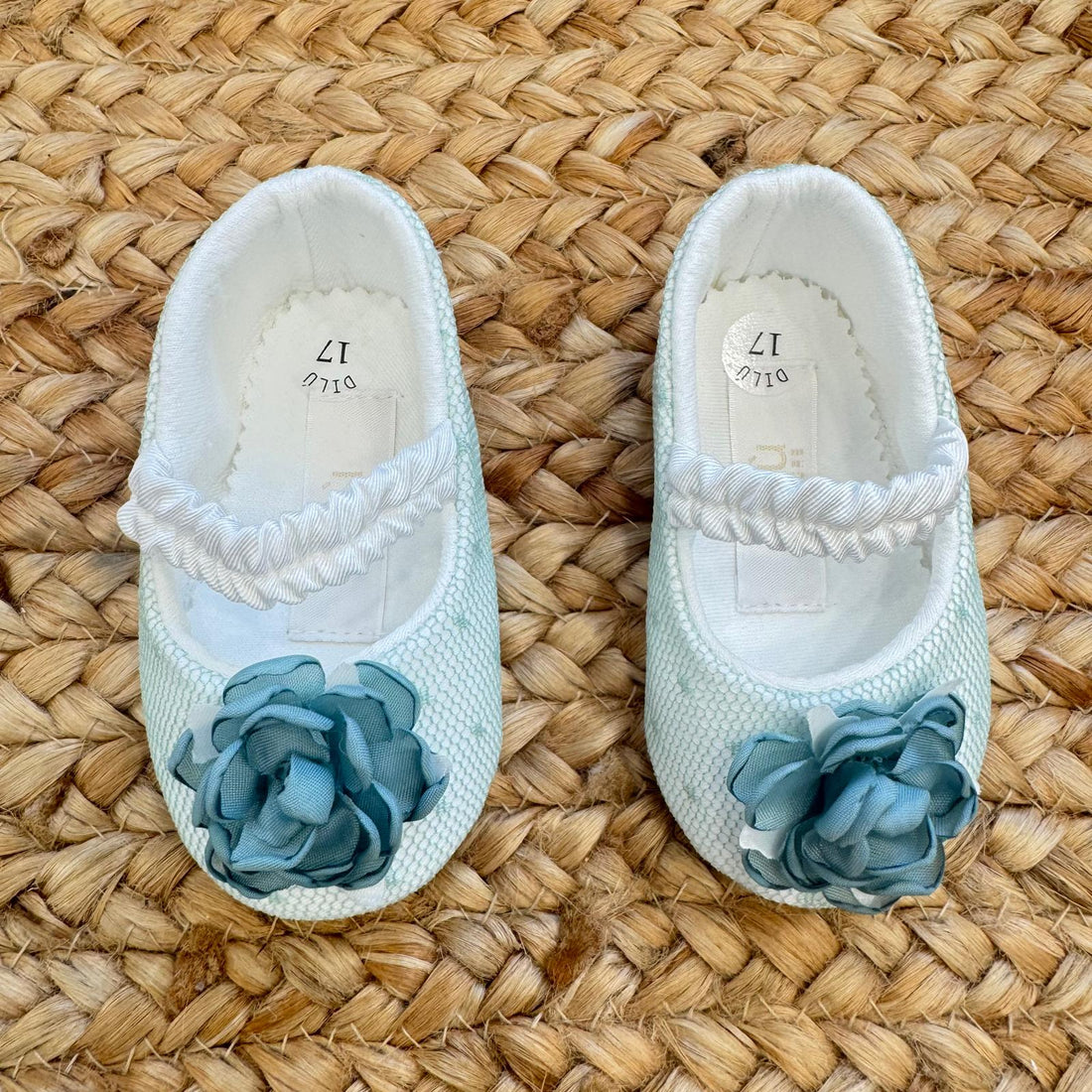 scarpe battesimo bimba verde acqua con fiore