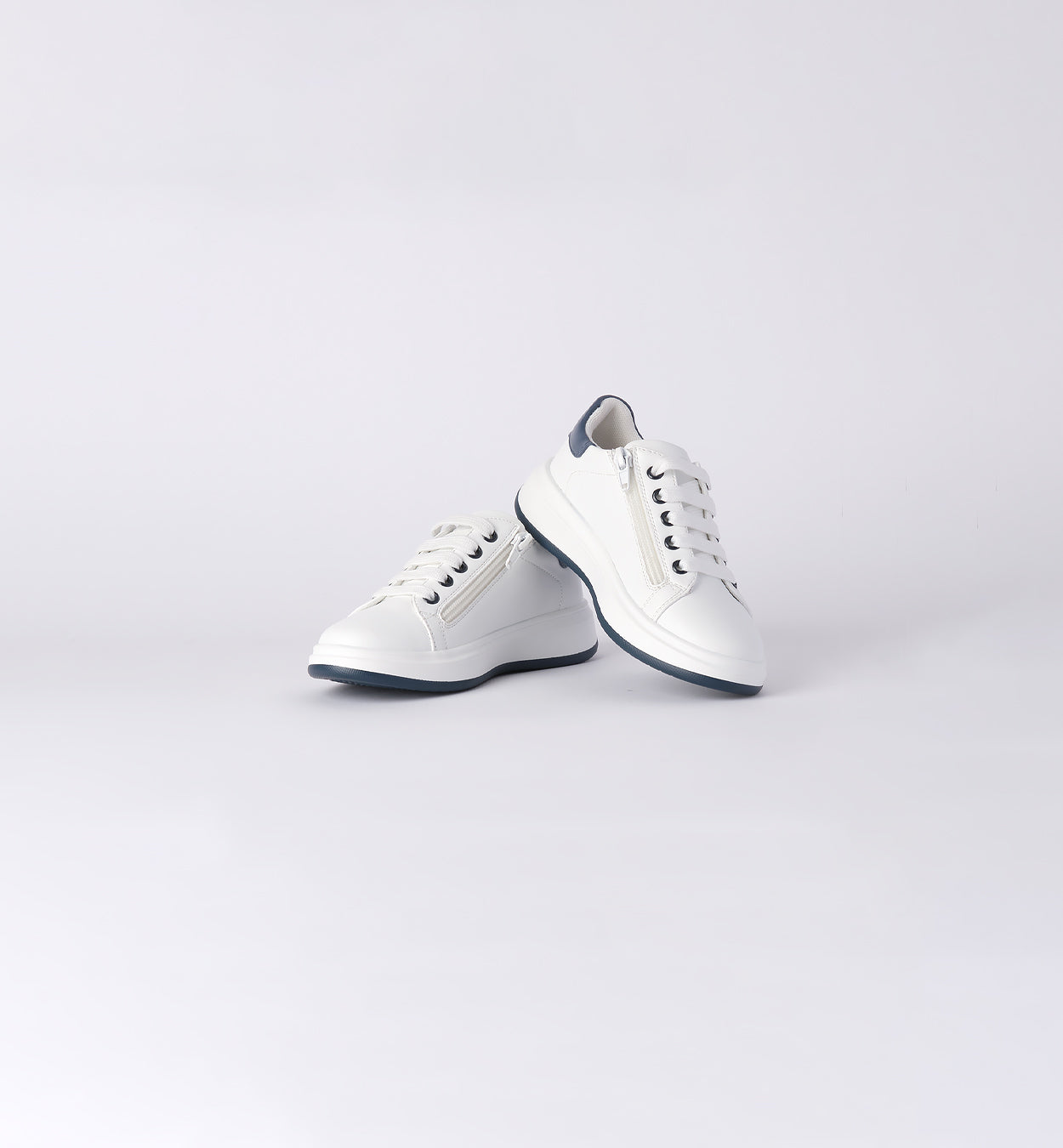 Scarpe bimbo bianche stile casual chic con zip laterale