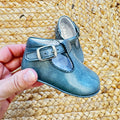 Scarpe battesimo bimbo verde flora con cinturino e fibbia, modello elegante da cerimonia.
